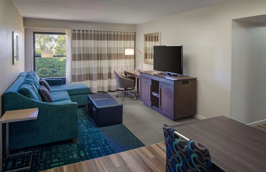 Hampton Inn & Suites Nashville-Airport-1