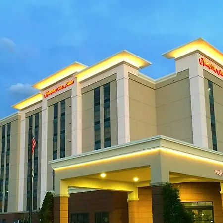 Hampton Inn & Suites Nashville-Airport-2